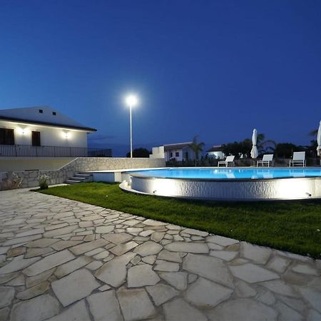 Casa Vacanze Il Mandorlo Scicli Exterior foto
