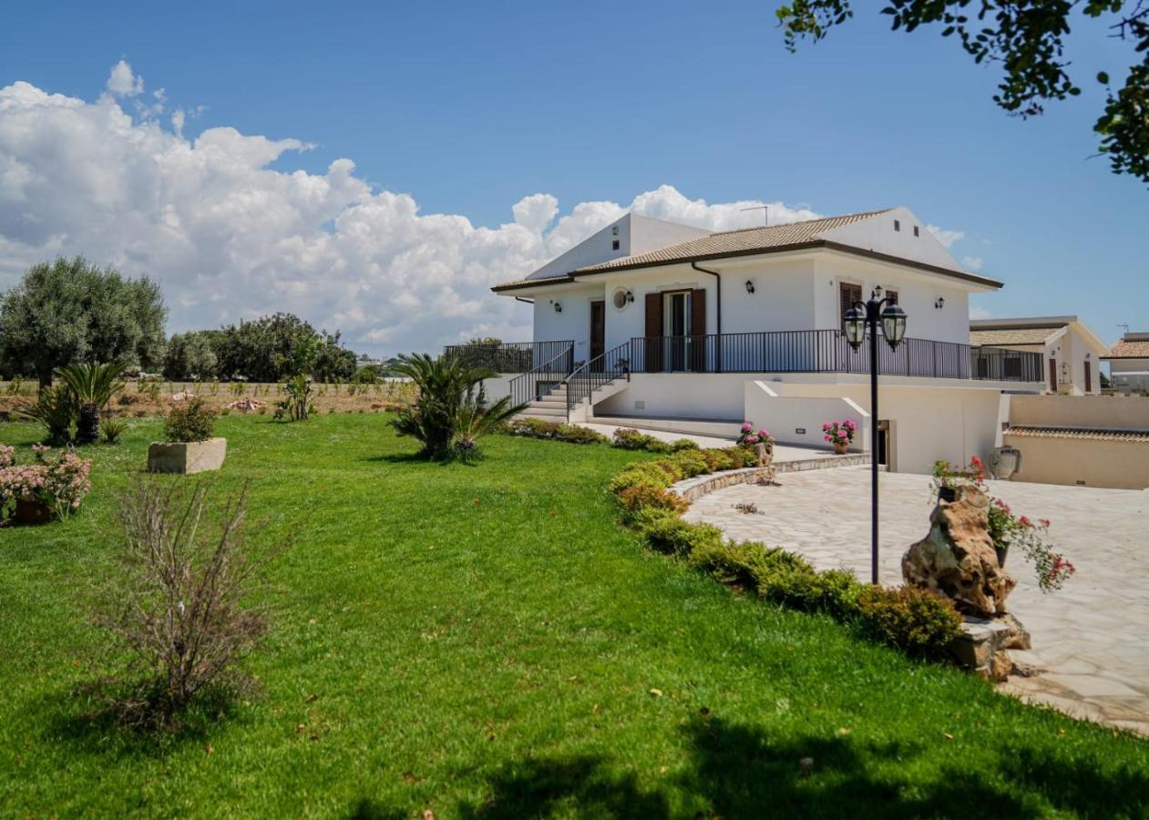 Casa Vacanze Il Mandorlo Scicli Exterior foto